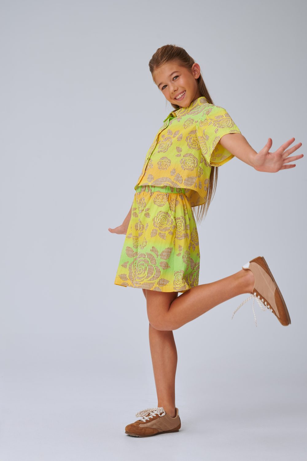 KIZ ÇOCUK DESENLİ ŞORT